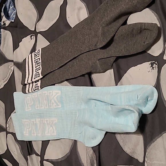 Two Pack of PINK Socks Colours Grey and Blue - Picture 4 of 4